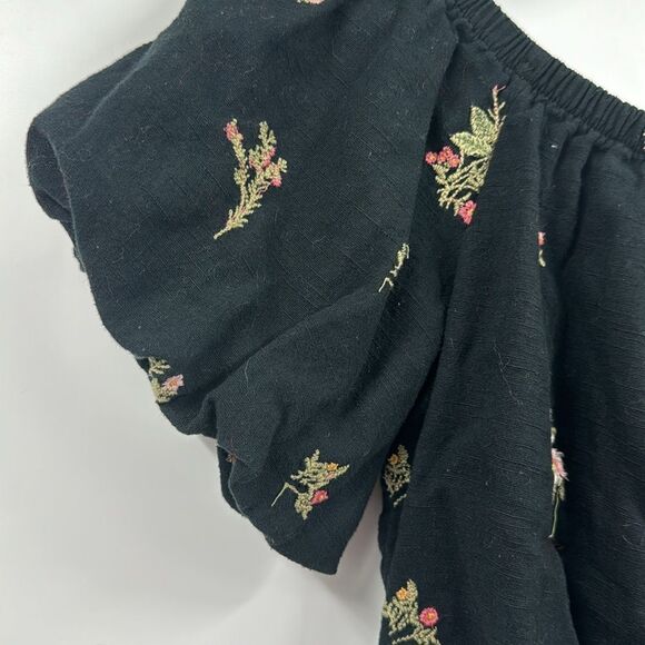 American Eagle Cropped Floral Embroidered Bubble Top Medium - Picture 6 of 9